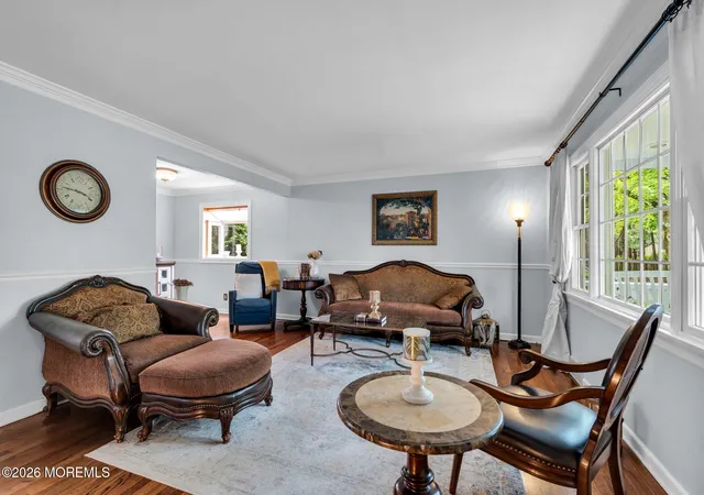 5th image of 5 Spruce Dr, Shrewsbury Boro, NJ 07702 | MLS# 22620726