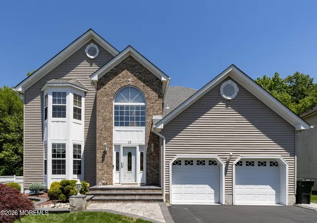 2nd image of 19 Trish Ct, Matawan, NJ 07747 | MLS# 22618388