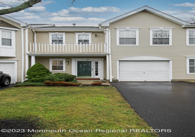 Homes for sale in Freehold, NJ | 28 Picket Pl, Freehold, NJ 07728 | MLS# 22618260