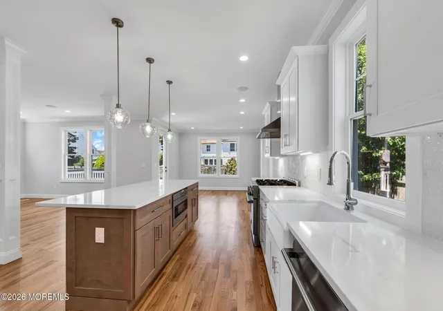 Photo 4 of Single family home for sale at 808 Allaire Rd, Spring Lake, NJ 07762 | MLS# 22618293 | Listing updated on 2026-09-15