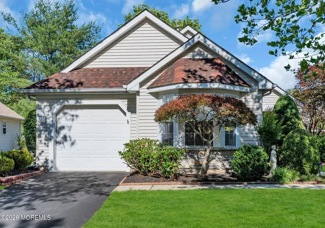 1st image of 7 Skylark Ln, Lakewood, NJ 08701 | MLS# 22618295