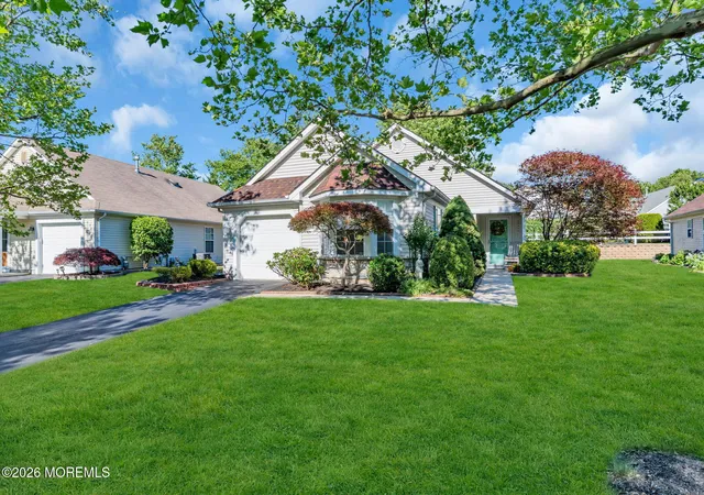 3rd image of 7 Skylark Ln, Lakewood, NJ 08701 | MLS# 22618295