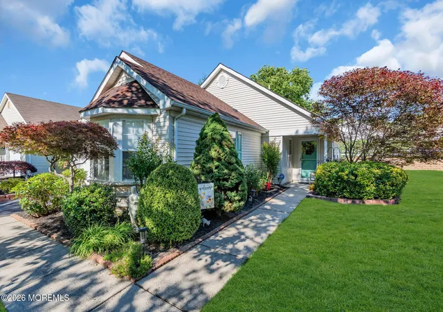 5th image of 7 Skylark Ln, Lakewood, NJ 08701 | MLS# 22618295