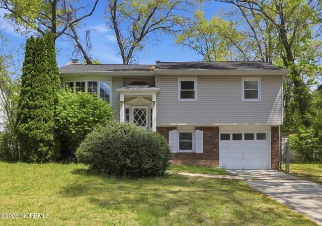 2nd image of 14 Woodridge Ave, Toms River, NJ 08755 | MLS# 22618313