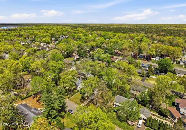 42nd image of 14 Woodridge Ave, Toms River, NJ 08755 | MLS# 22618313