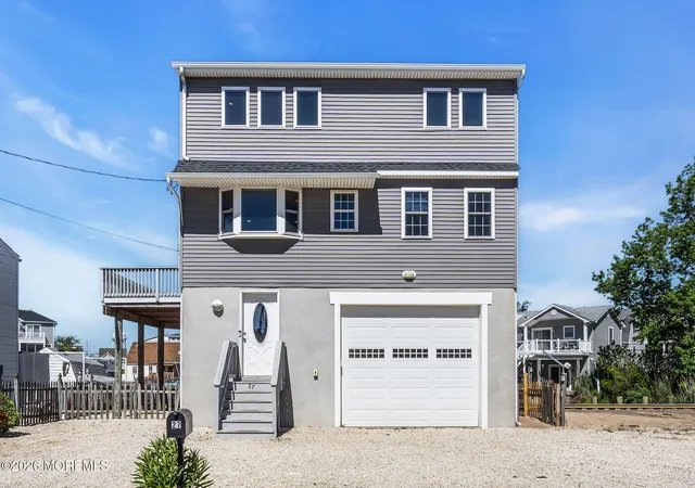 Homes for sale in Manahawkin, NJ | 27 Robert Dr, Manahawkin, NJ 08050 | MLS# 22618423