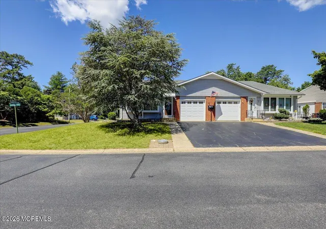 3rd image of 41 Hudson Pkwy #A, Whiting, NJ 08759 | MLS# 22618476