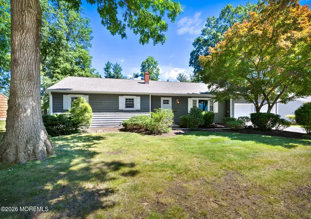 2nd image of 5 Camelot Dr, East Brunswick, NJ 08816 | MLS# 22618341