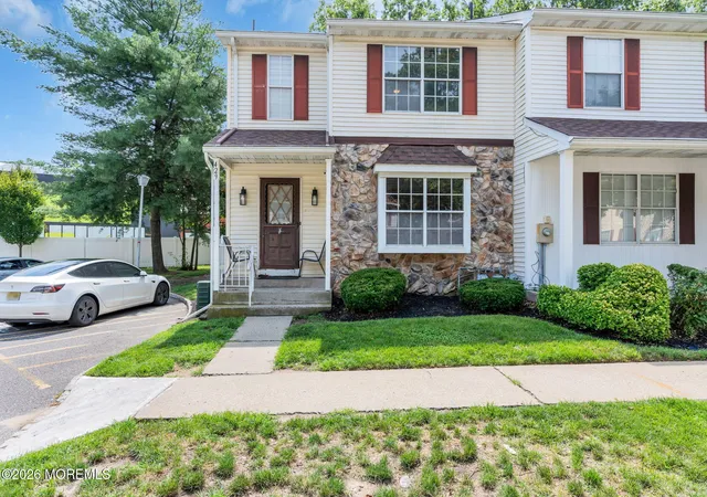 Homes for sale in Lakewood, NJ | 429 Rose Ct, Lakewood, NJ 08701 | MLS# 22618492