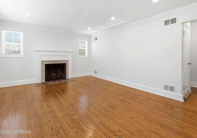 Homes for sale in Freehold, NJ | 1 Cottage Pl, Freehold, NJ 07728 | MLS# 22619302