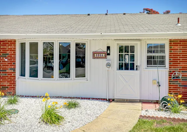 3rd image of 330 Canterbury Ct #A, Lakewood, NJ 08701 | MLS# 22618394