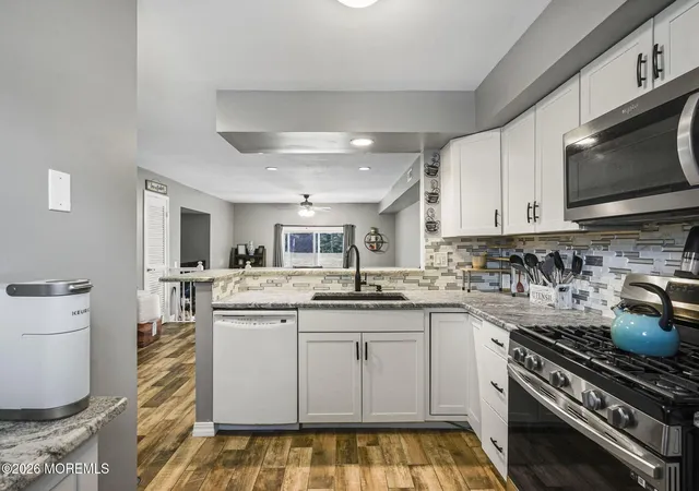 3rd image of 775 Darlington Dr, Old Bridge, NJ 08857