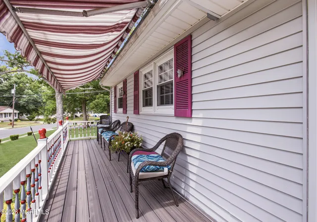 Photo 3 of Single family home for sale at 4 Roosevelt Ter, Howell, NJ 07731 | MLS# 22618530 | Listing updated on 2026-09-15