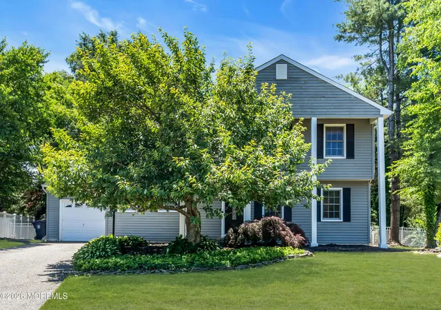 2nd image of 216 Doe Rd, Toms River, NJ 08753 | MLS# 22618601