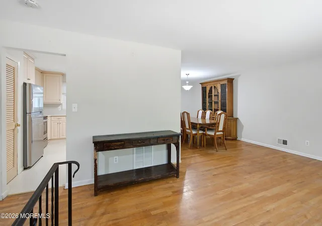 Photo 4 of Single family home for sale at 525 Goetz Ln, Jackson, NJ 08527 | MLS# 22618710 | Listing updated on 2026-06-19