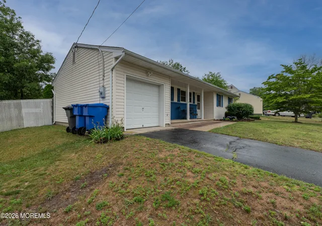 4th image of 1035 Valley Stream Rd, Toms River, NJ 08753 | MLS# 22618570