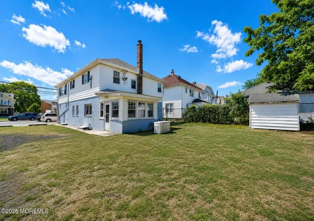 Homes for sale in Keyport, NJ | 335 Maple Pl, Keyport, NJ 07735 | MLS# 22618603