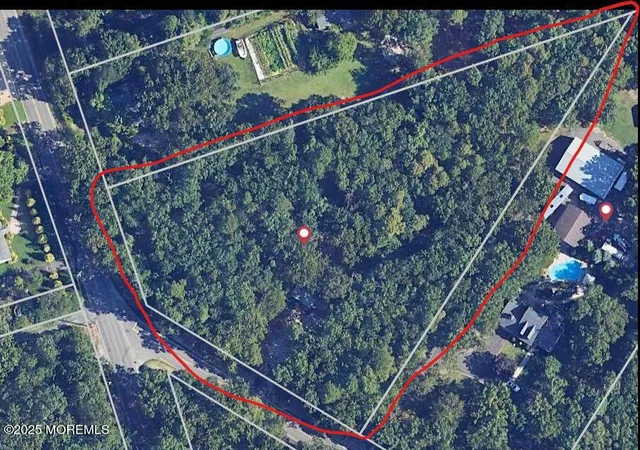 Photo 3 of Single family home for sale at 5 Porter Rd, Howell, NJ 07731 | MLS# 22618658 | Listing updated on 2026-06-19
