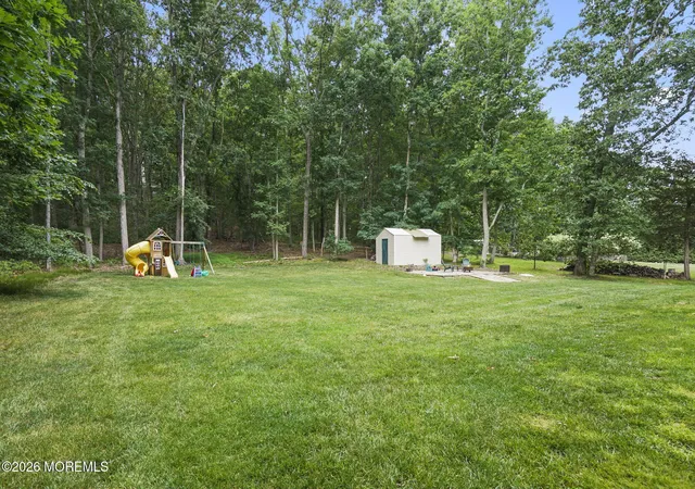 35th image of 40 Eaglenest Rd, Freehold, NJ 07728 | MLS# 22618682