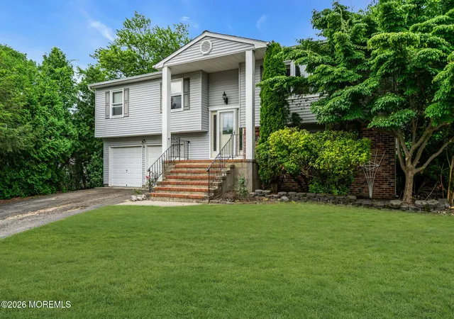 Photo 2 of Single family home for sale at 52 Lorelei Dr, Howell, NJ 07731 | MLS# 22618695 | Listing updated on 2026-10-05