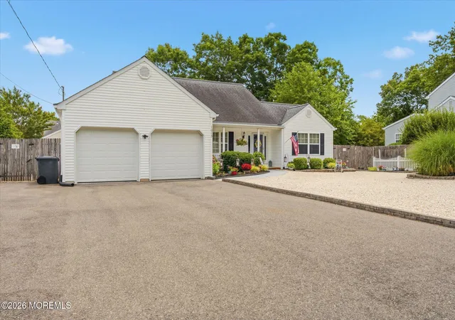 Homes for sale in Manahawkin, NJ | 1013 Buccaneer Ln, Manahawkin, NJ 08050 | MLS# 22618743