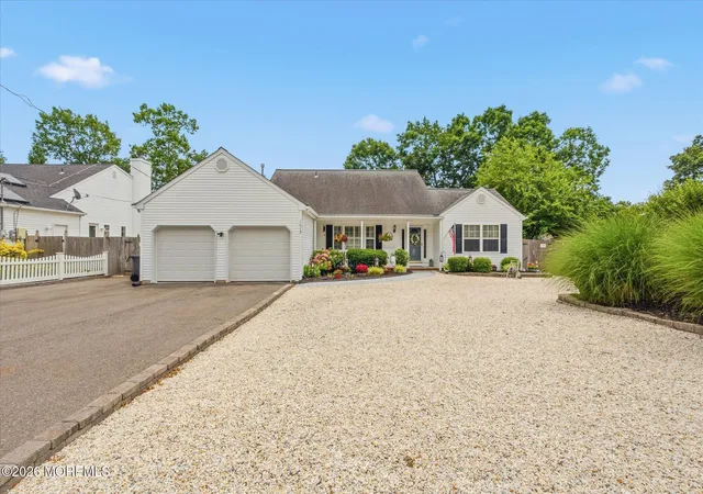 Homes for sale in Manahawkin, NJ | 1013 Buccaneer Ln, Manahawkin, NJ 08050 | MLS# 22618743