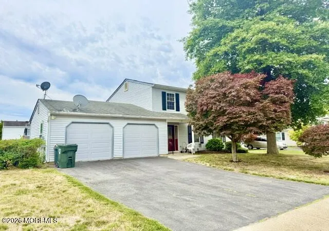 Homes for sale in Howell, NJ | 9 Starlight Rd, Howell, NJ 07731 | MLS# 22618777