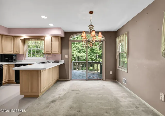 5th image of 39 Ontario Ave, Atlantic Highlands, NJ 07716 | MLS# 22619696