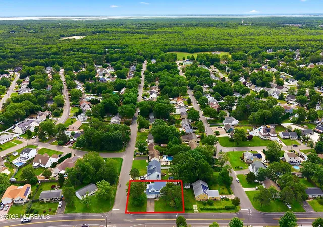 Homes for sale in Manahawkin, NJ | 257 Nautilus Dr, Manahawkin, NJ 08050 | MLS# 22618774
