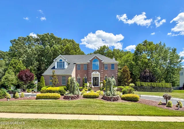 Photo 2 of Single family home for sale at 7 Abes Way, Jackson, NJ 08527 | MLS# 22618956 | Listing updated on 2026-10-05