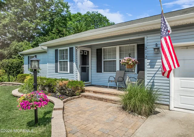 Homes for sale in Manahawkin, NJ | 212 Yeoman Rd, Manahawkin, NJ 08050 | MLS# 22619896