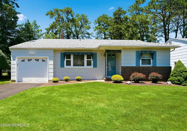 Homes for sale in Toms River, NJ | 1 Beaverbrook Dr, Toms River, NJ 08757 | MLS# 22619307