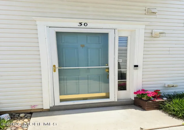 3rd image of 30 Saint Paul Ct, Tinton Falls, NJ 07712 | MLS# 22618911