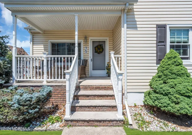 Homes for sale in South Amboy, NJ | 75 Scott Ave, South Amboy, NJ 08879 | MLS# 22618877