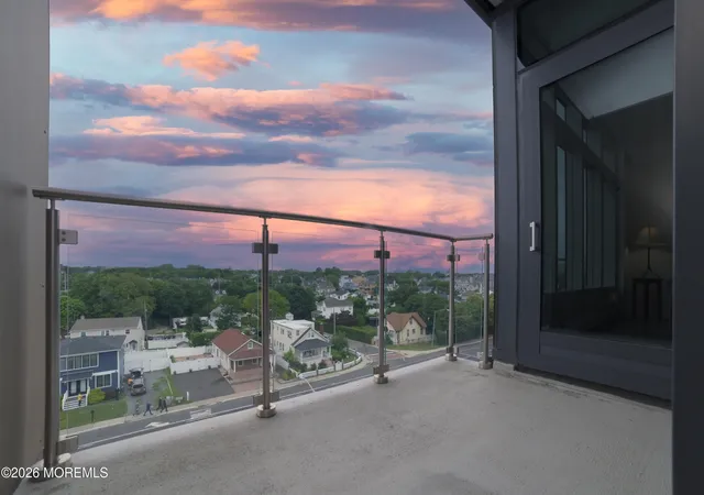 4th image of 15 Morris Ave, Long Branch City, NJ 07740