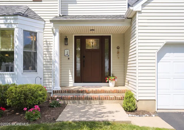 3rd image of 92 Meadow Dr, Shrewsbury Boro, NJ 07702 | MLS# 22619020