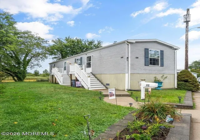 Homes for sale in Hazlet, NJ | 32 Bayshore Mobile Mnr Ave, Hazlet, NJ 07730 | MLS# 22618901