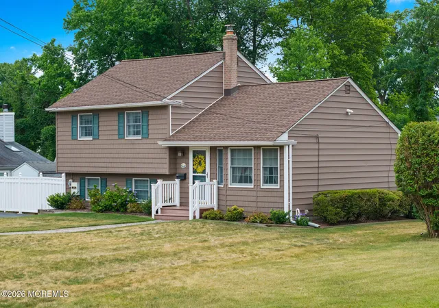 Homes for sale in Middletown, NJ | 57 Pedee Pl, Middletown, NJ 07748 | MLS# 22619091
