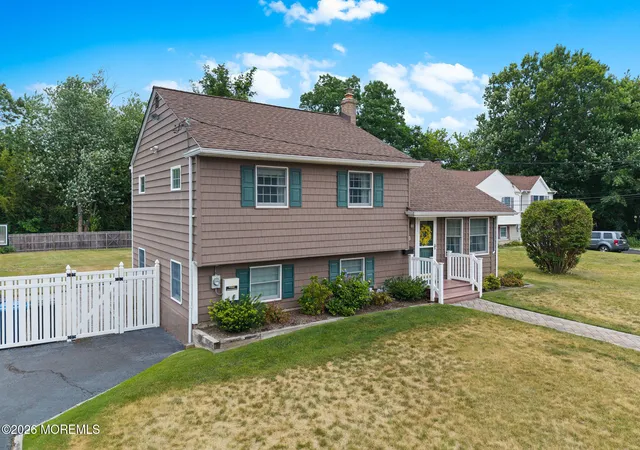 Homes for sale in Middletown, NJ | 57 Pedee Pl, Middletown, NJ 07748 | MLS# 22619091