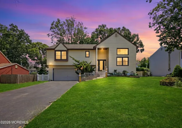 1st image of 1025 Bay Ave, Toms River, NJ 08753 | MLS# 22620318