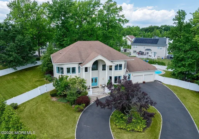 Homes for sale in Matawan, NJ | 376 Morristown Rd, Matawan, NJ 07747 | MLS# 22619441