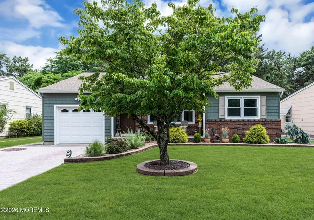 2nd image of 12 Millbrook Dr, Toms River, NJ 08757 | MLS# 22619147