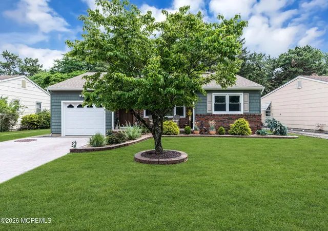 4th image of 12 Millbrook Dr, Toms River, NJ 08757 | MLS# 22619147