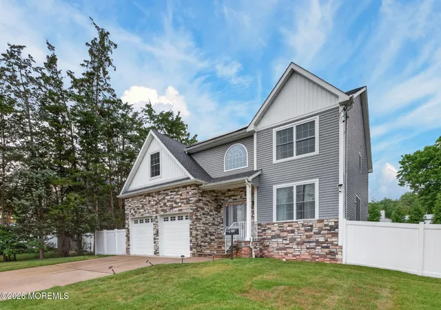 Homes for sale in Woodbridge, NJ | 310 Campbell St, Woodbridge, NJ 07095 | MLS# 22619042