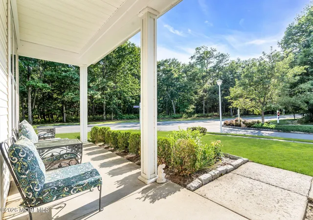 3rd image of 30 Autumn Rise Ln, Lakewood, NJ 08701 | MLS# 22620293