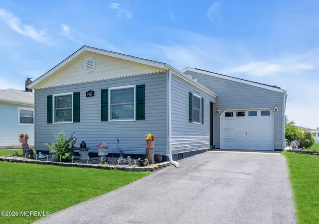1st image of 1017 Camino Real Ct, Toms River, NJ 08757 | MLS# 22619283