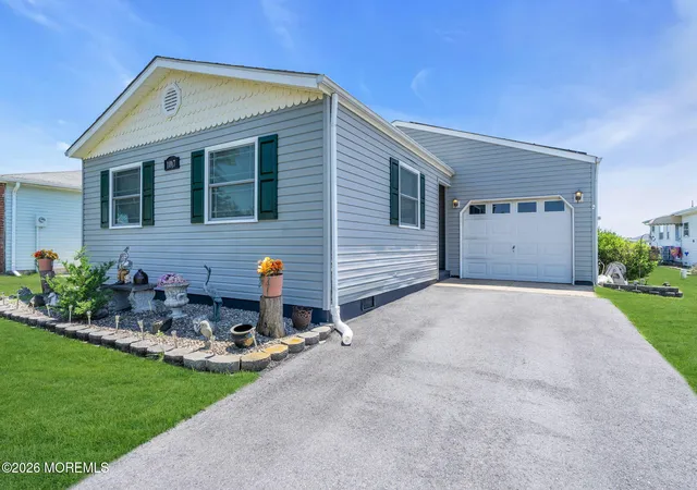 5th image of 1017 Camino Real Ct, Toms River, NJ 08757 | MLS# 22619283