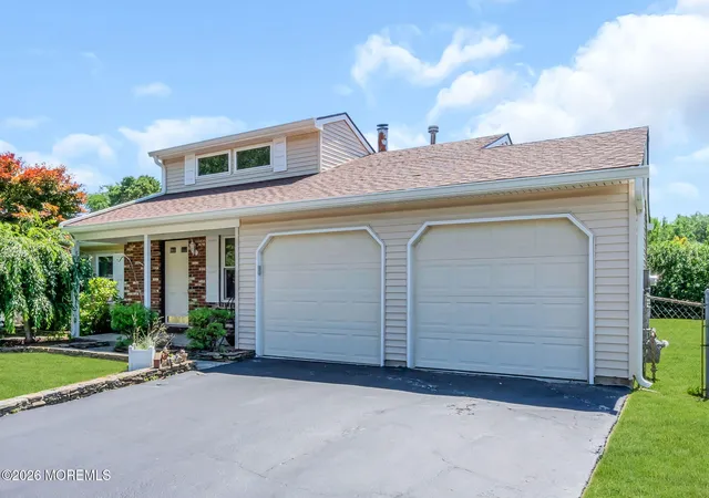 Homes for sale in Howell, NJ | 47 Peachstone Rd, Howell, NJ 07731 | MLS# 22619305