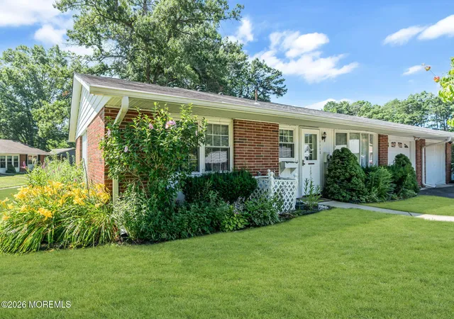 3rd image of 455B Portsmouth Dr, Lakewood, NJ 08701 | MLS# 22620438