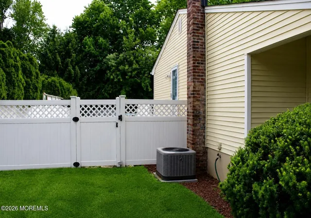 4th image of 48 Harding Rd, Freehold, NJ 07728 | MLS# 22619183